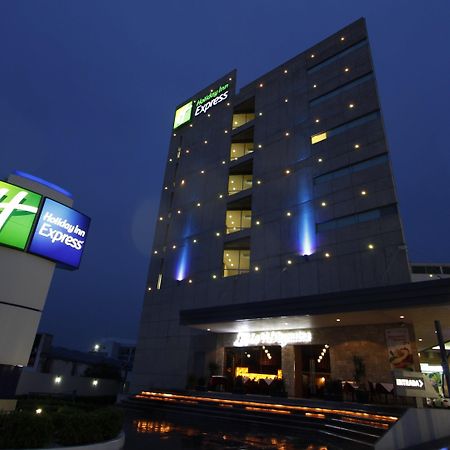 Holiday Inn Express Toluca Galerias Metepec By Ihg Ngoại thất bức ảnh